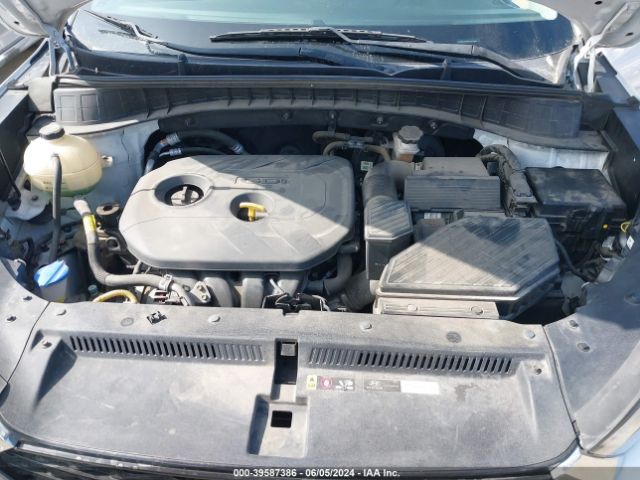 Photo 9 VIN: KM8J33A49JU672563 - HYUNDAI TUCSON 