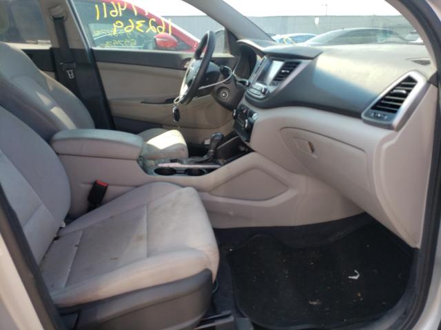 Photo 4 VIN: KM8J33A49JU680176 - HYUNDAI TUCSON SEL 