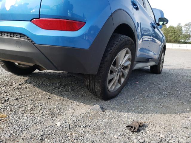 Photo 8 VIN: KM8J33A49JU706517 - HYUNDAI TUCSON SEL 