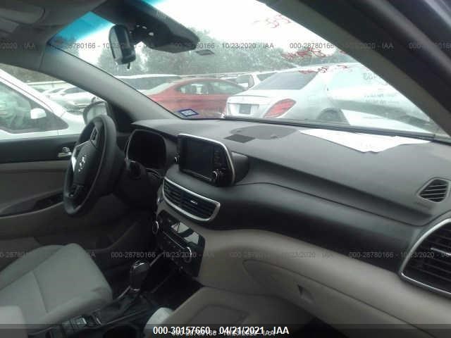 Photo 4 VIN: KM8J33A49KU062860 - HYUNDAI TUCSON 