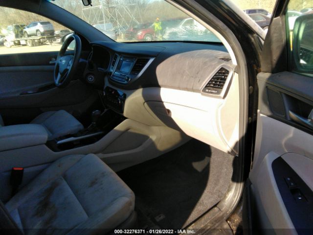 Photo 4 VIN: KM8J33A4XGU053155 - HYUNDAI TUCSON 