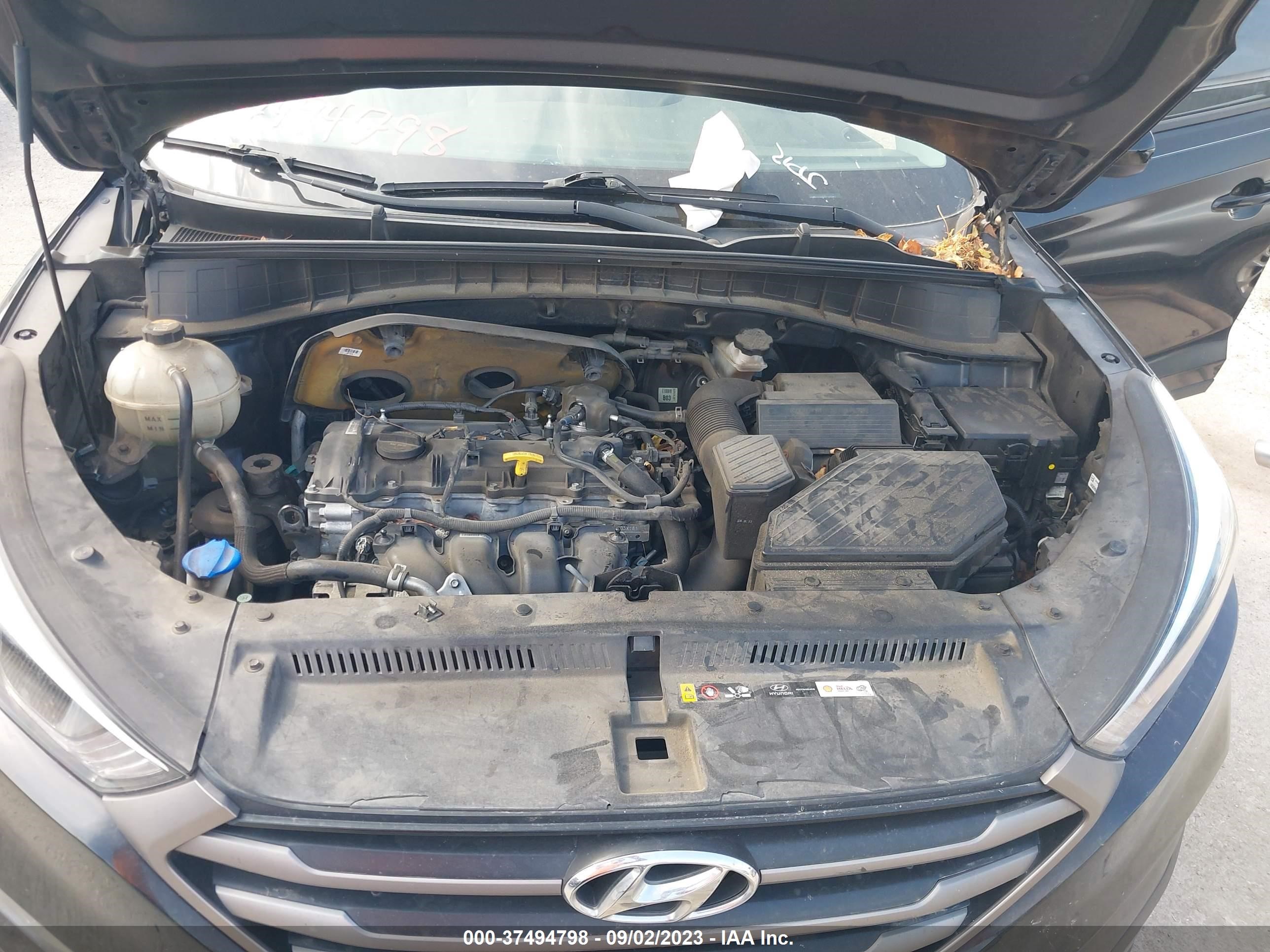 Photo 9 VIN: KM8J33A4XGU225961 - HYUNDAI TUCSON 