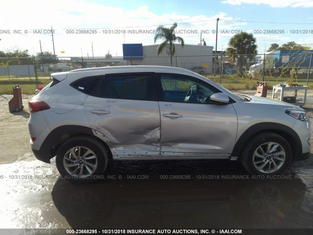 Photo 5 VIN: KM8J33A4XHU279908 - HYUNDAI TUCSON 