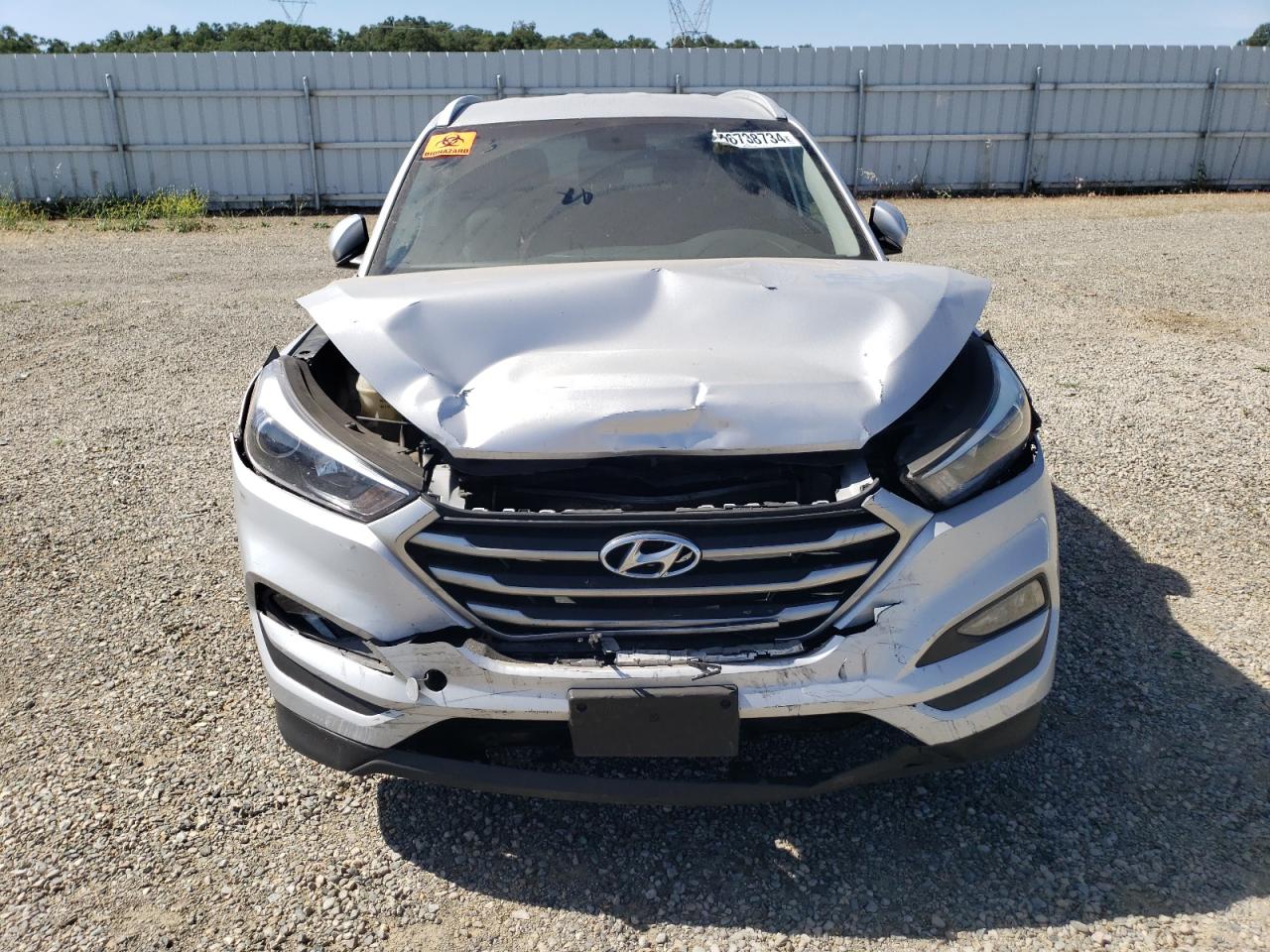 Photo 4 VIN: KM8J33A4XHU394721 - HYUNDAI TUCSON 