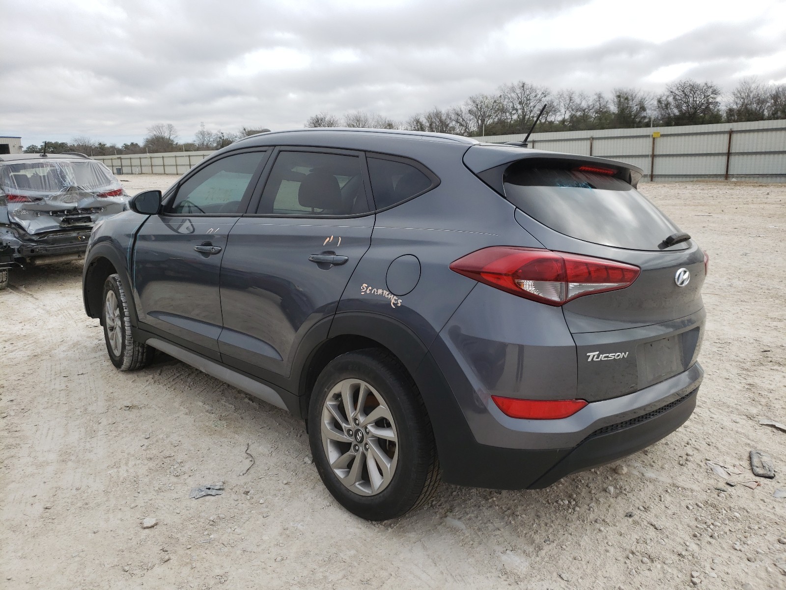 Photo 2 VIN: KM8J33A4XHU486363 - HYUNDAI TUCSON LIM 