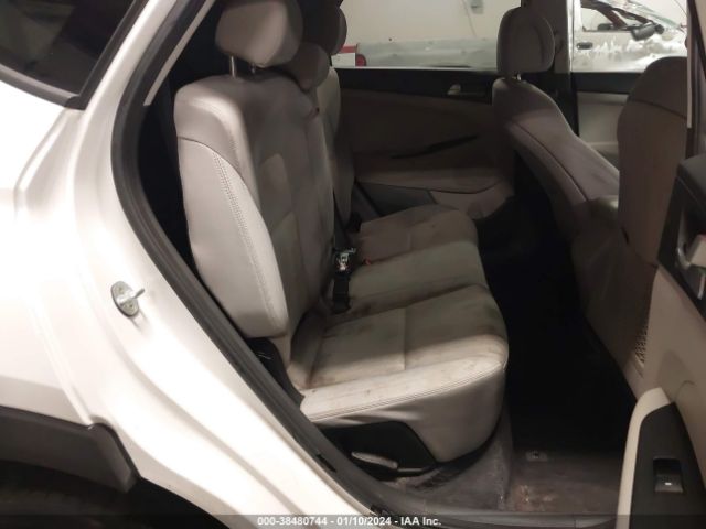 Photo 7 VIN: KM8J33A4XHU500133 - HYUNDAI TUCSON 