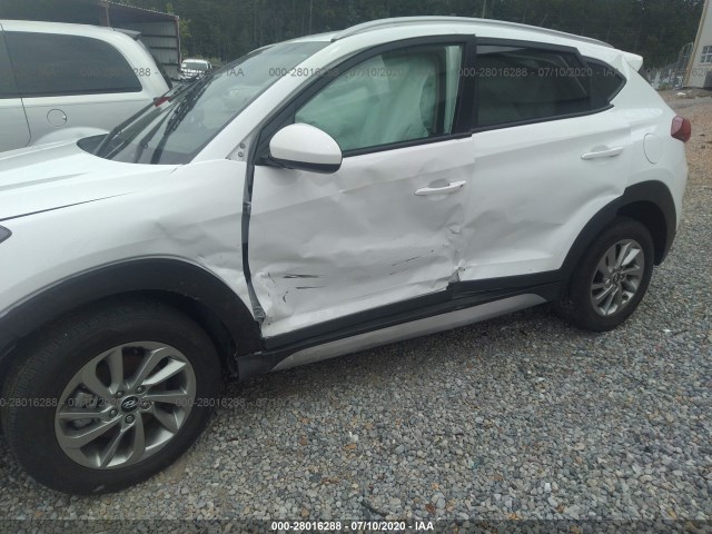 Photo 5 VIN: KM8J33A4XHU566701 - HYUNDAI TUCSON 