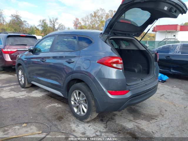 Photo 2 VIN: KM8J33A4XJU608385 - HYUNDAI TUCSON 