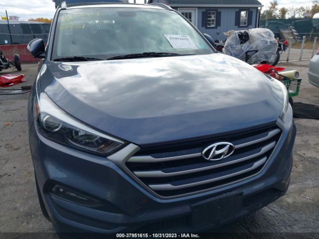 Photo 5 VIN: KM8J33A4XJU608385 - HYUNDAI TUCSON 