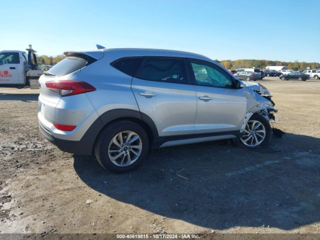 Photo 3 VIN: KM8J33A4XJU659739 - HYUNDAI TUCSON 