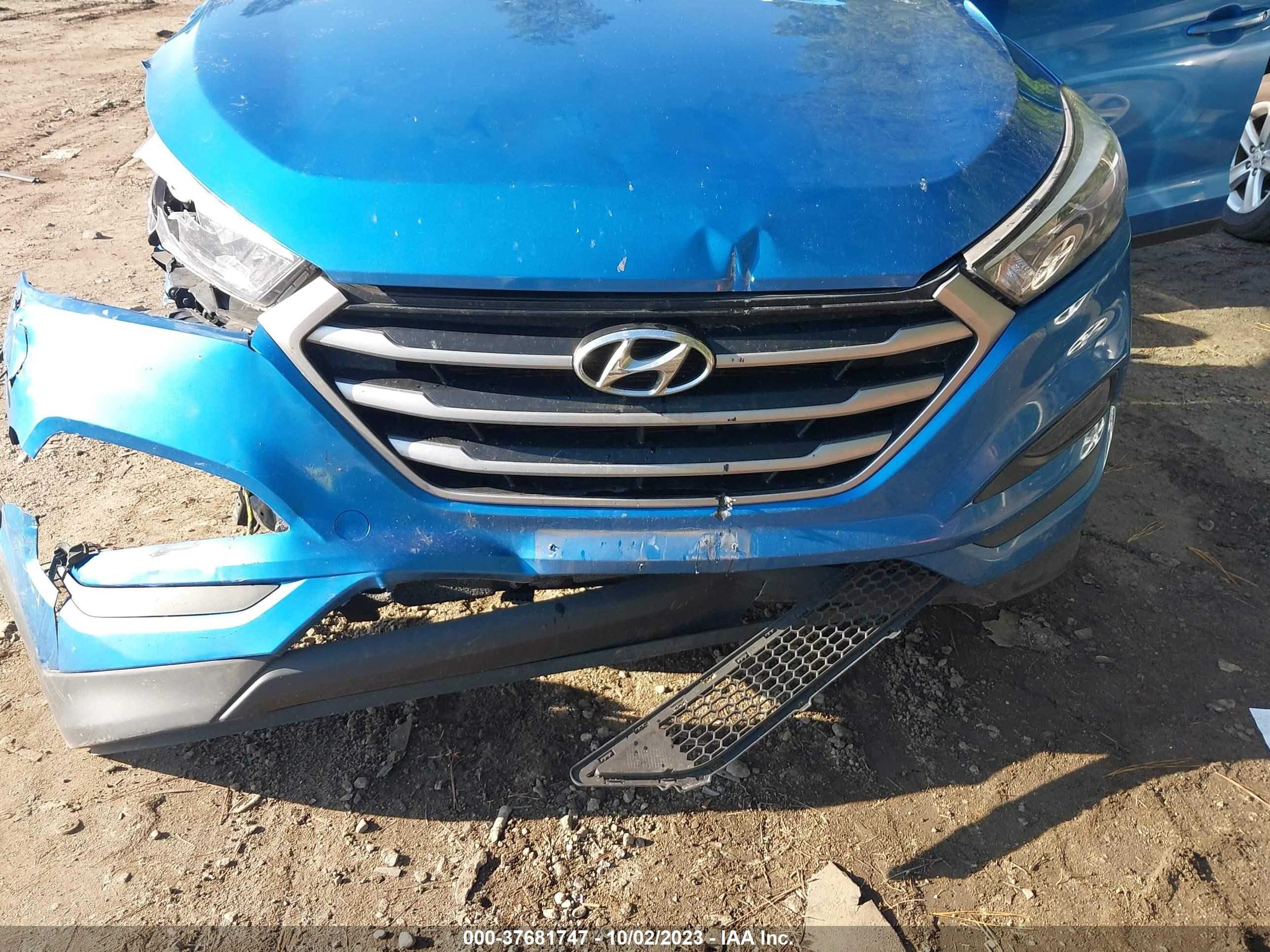 Photo 5 VIN: KM8J33A4XJU704758 - HYUNDAI TUCSON 