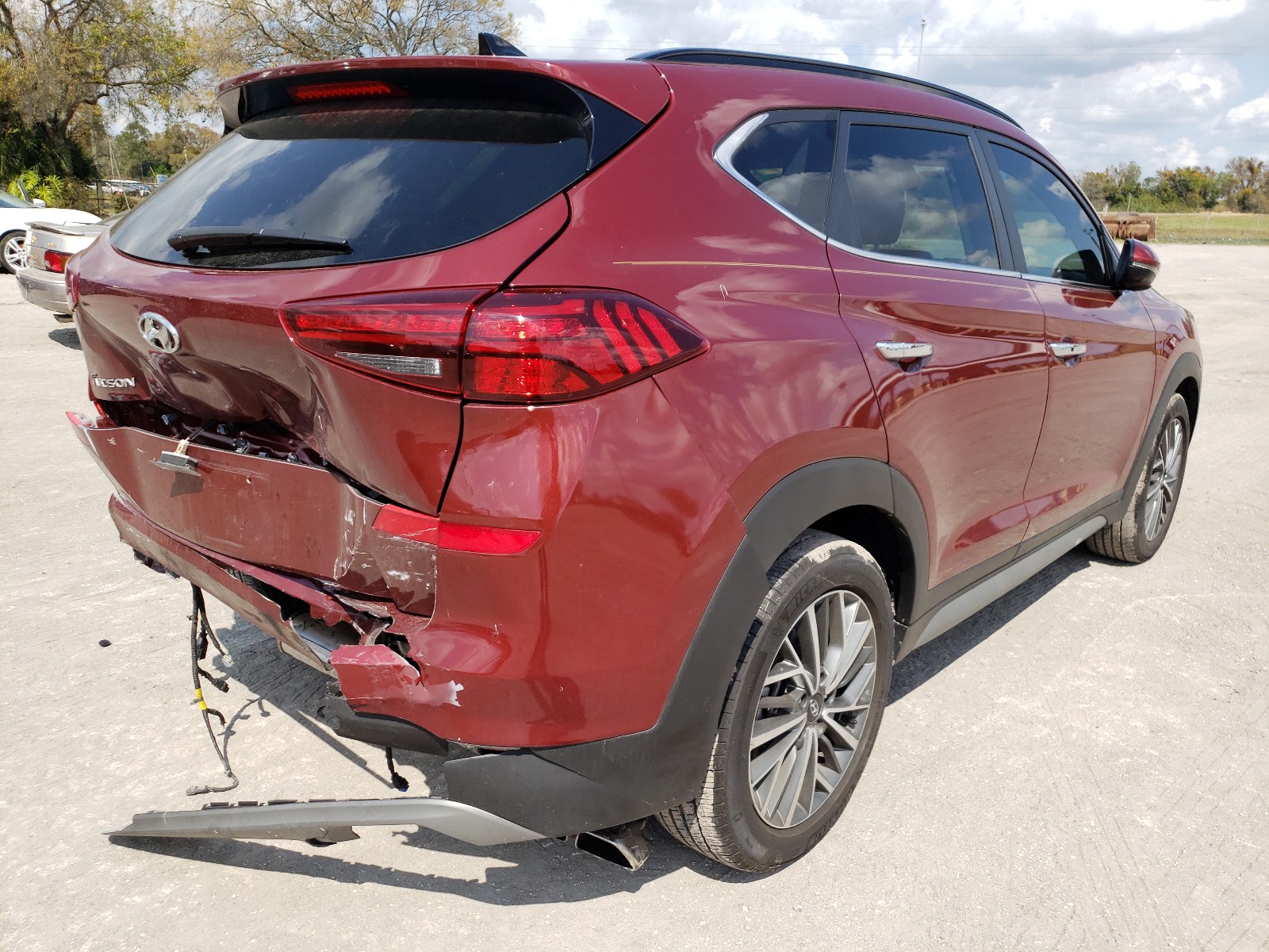 Photo 3 VIN: KM8J33AL0KU012811 - HYUNDAI TUCSON 