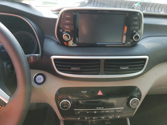 Photo 8 VIN: KM8J33AL0KU033786 - HYUNDAI TUCSON LIM 