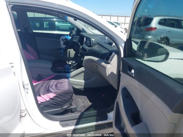 Photo 4 VIN: KM8J33AL0KU875785 - HYUNDAI TUCSON 