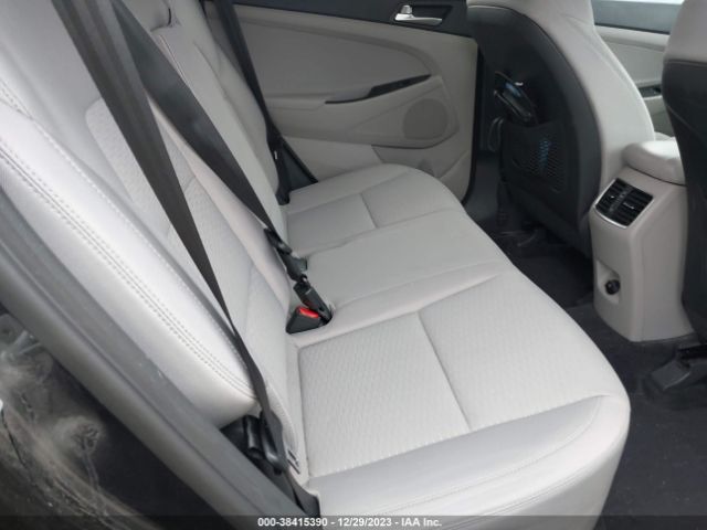 Photo 7 VIN: KM8J33AL0KU877505 - HYUNDAI TUCSON 