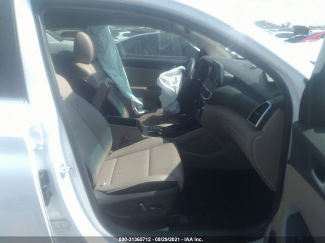 Photo 4 VIN: KM8J33AL1MU403341 - HYUNDAI TUCSON 