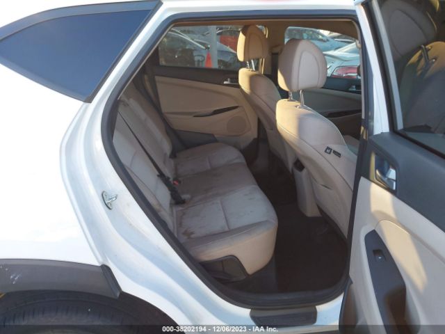 Photo 7 VIN: KM8J33AL2JU761849 - HYUNDAI TUCSON 