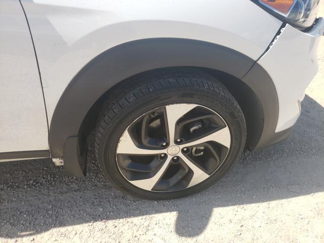 Photo 8 VIN: KM8J33AL2JU771569 - HYUNDAI TUCSON SPO 