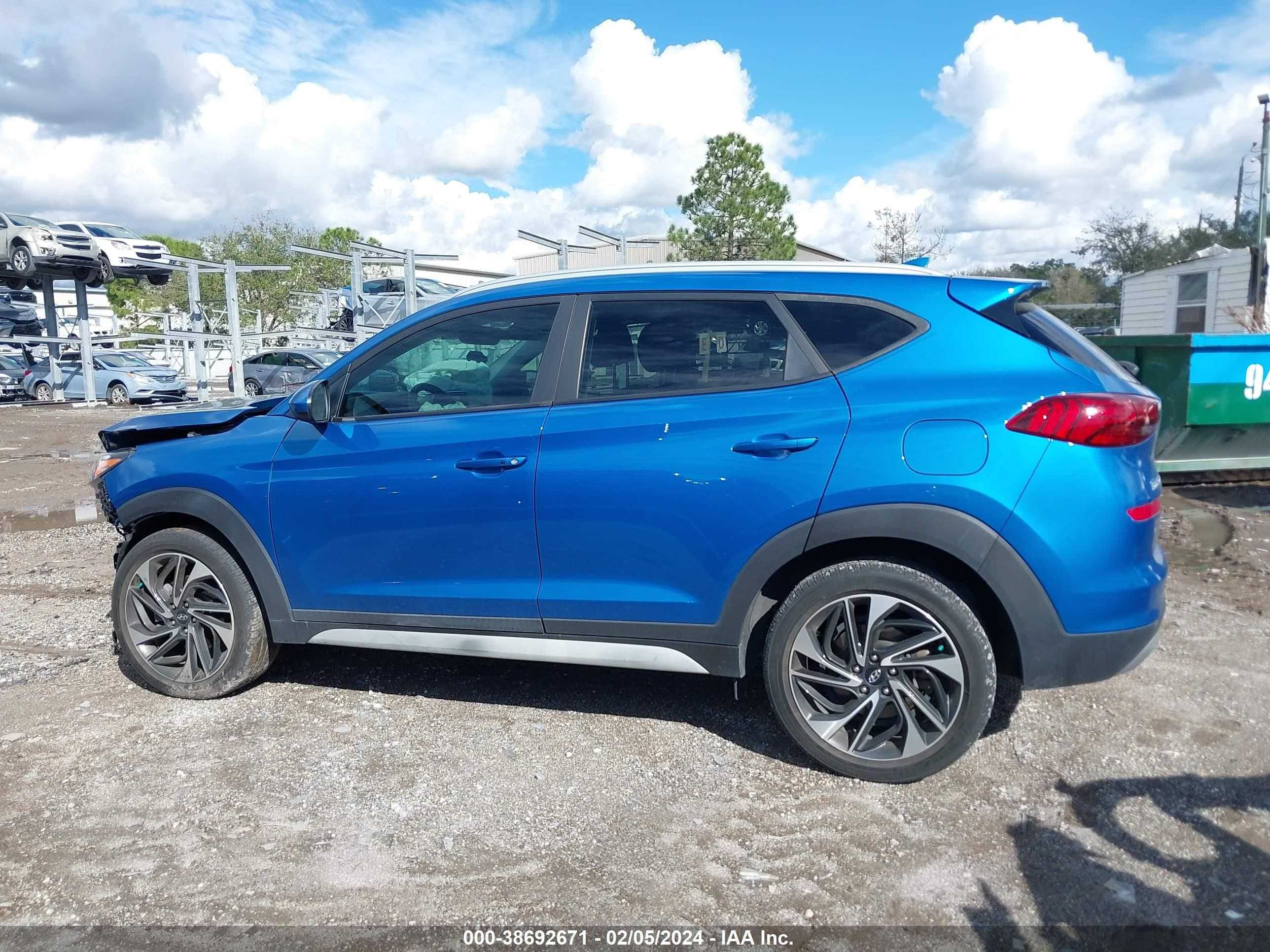 Photo 12 VIN: KM8J33AL2LU128447 - HYUNDAI TUCSON 