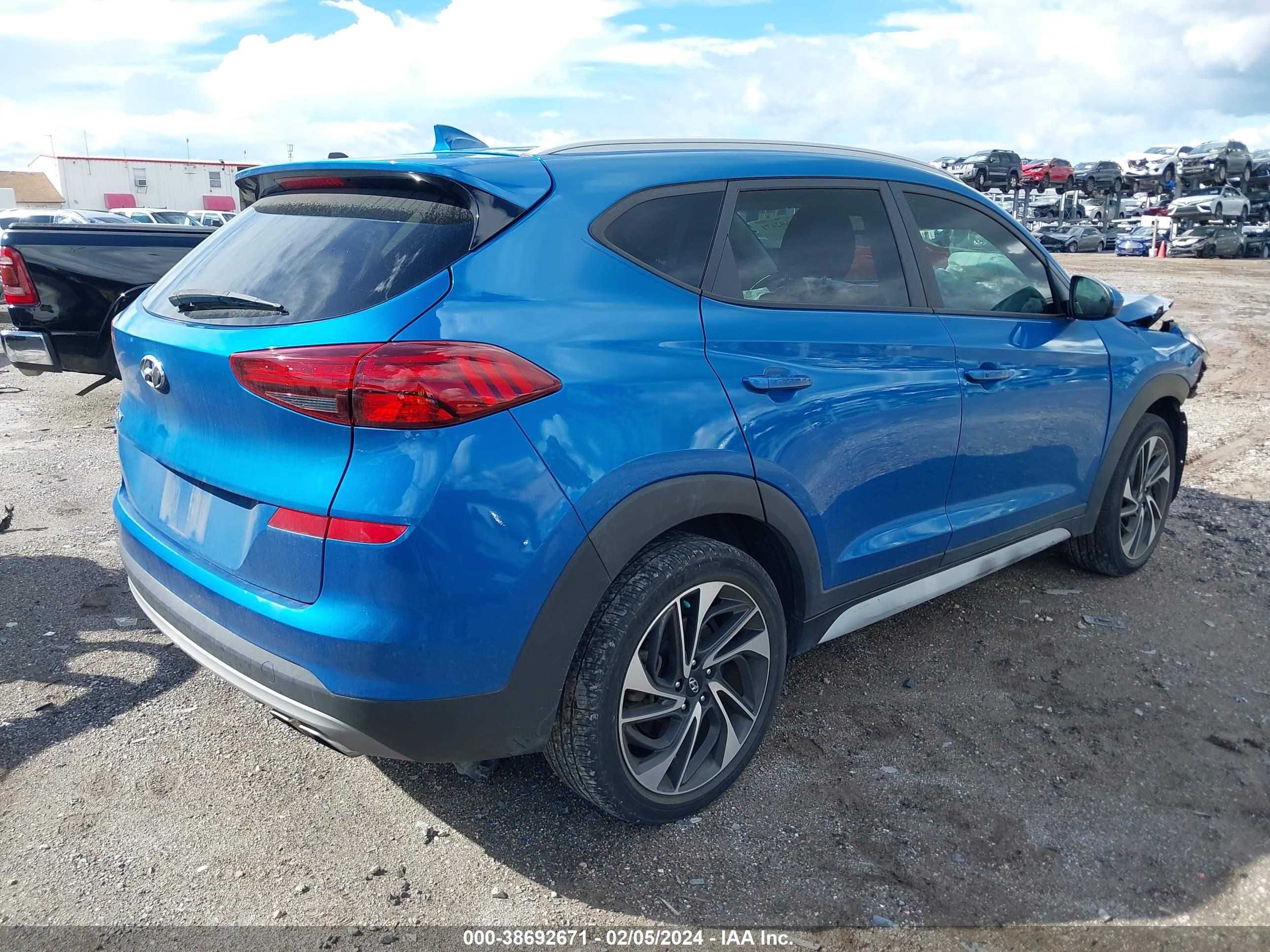 Photo 3 VIN: KM8J33AL2LU128447 - HYUNDAI TUCSON 