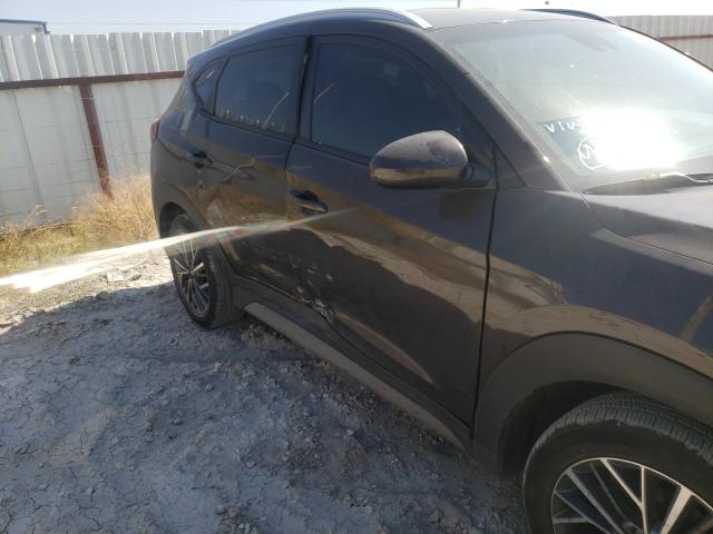 Photo 8 VIN: KM8J33AL3KU985665 - HYUNDAI TUCSON LIM 