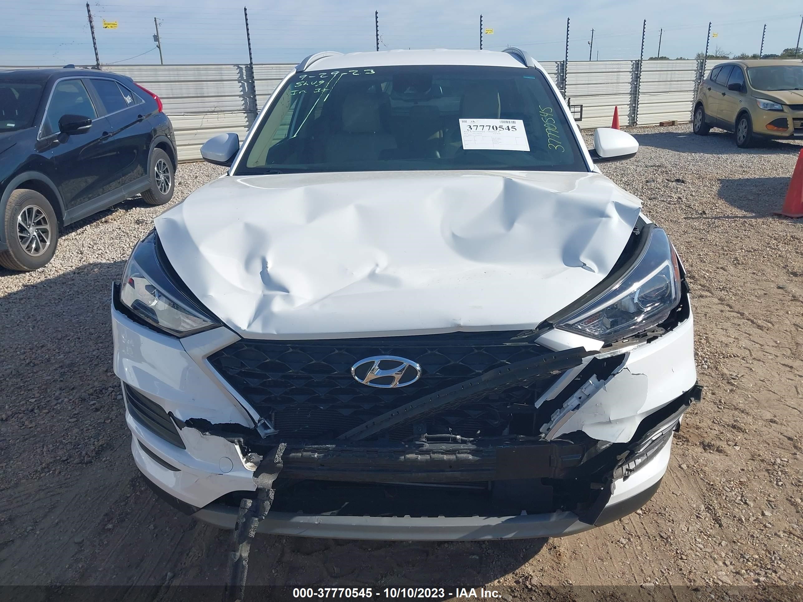 Photo 11 VIN: KM8J33AL4KU898079 - HYUNDAI TUCSON 