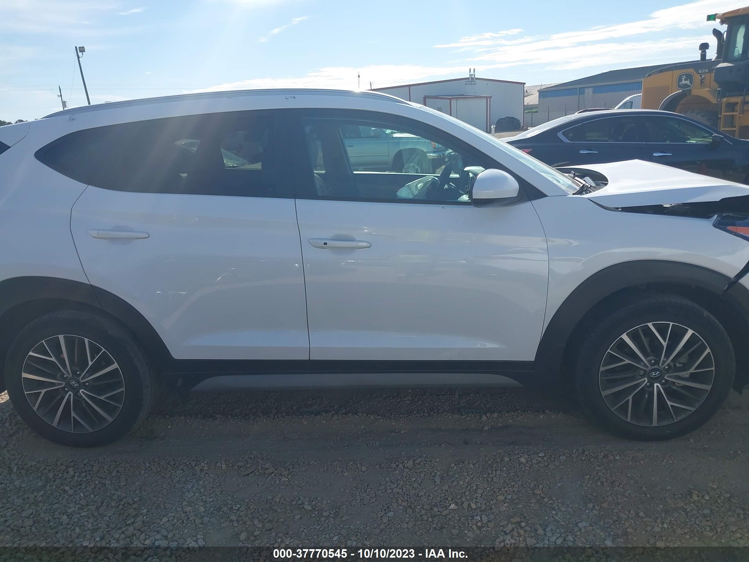 Photo 12 VIN: KM8J33AL4KU898079 - HYUNDAI TUCSON 