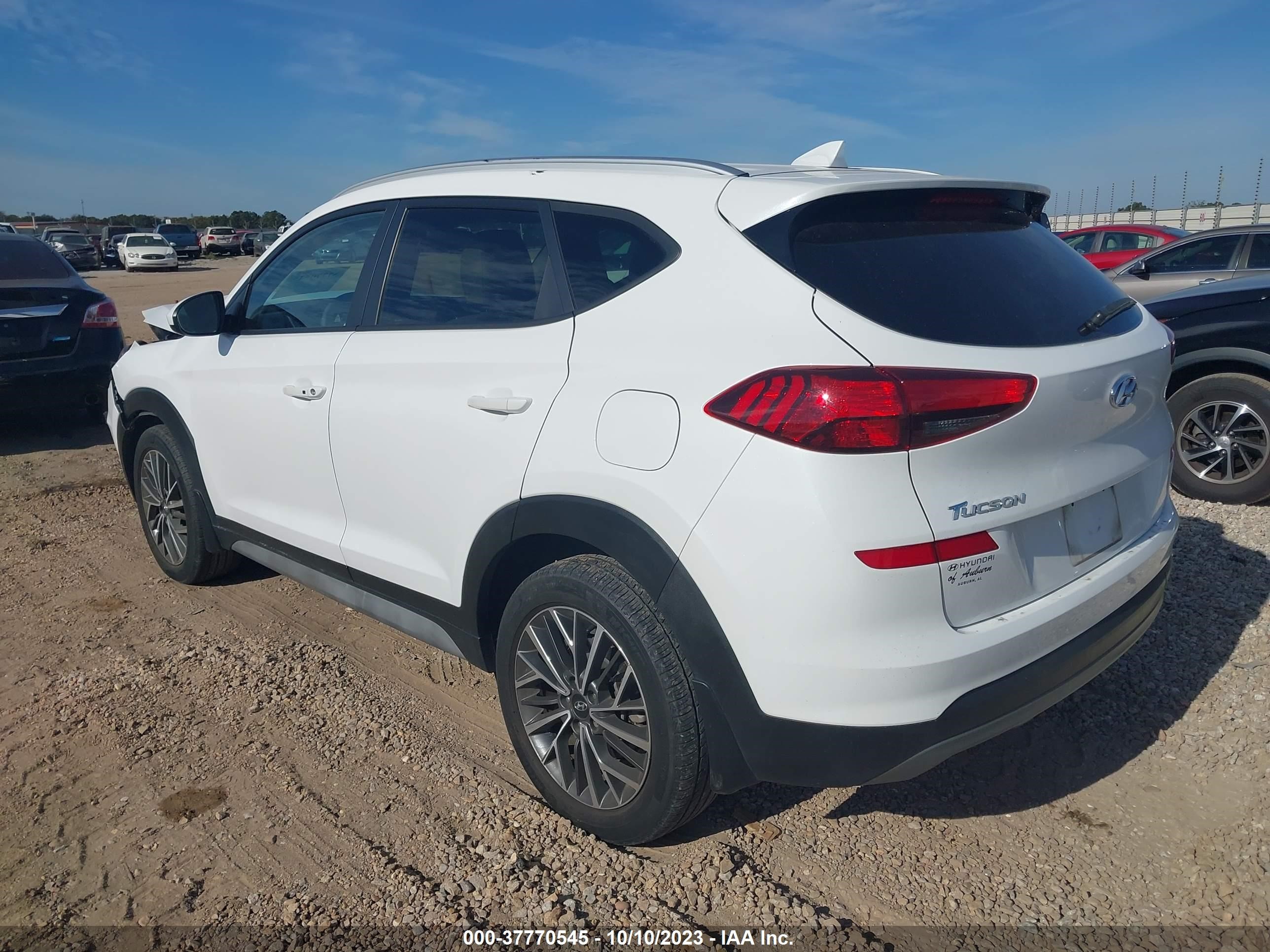 Photo 2 VIN: KM8J33AL4KU898079 - HYUNDAI TUCSON 