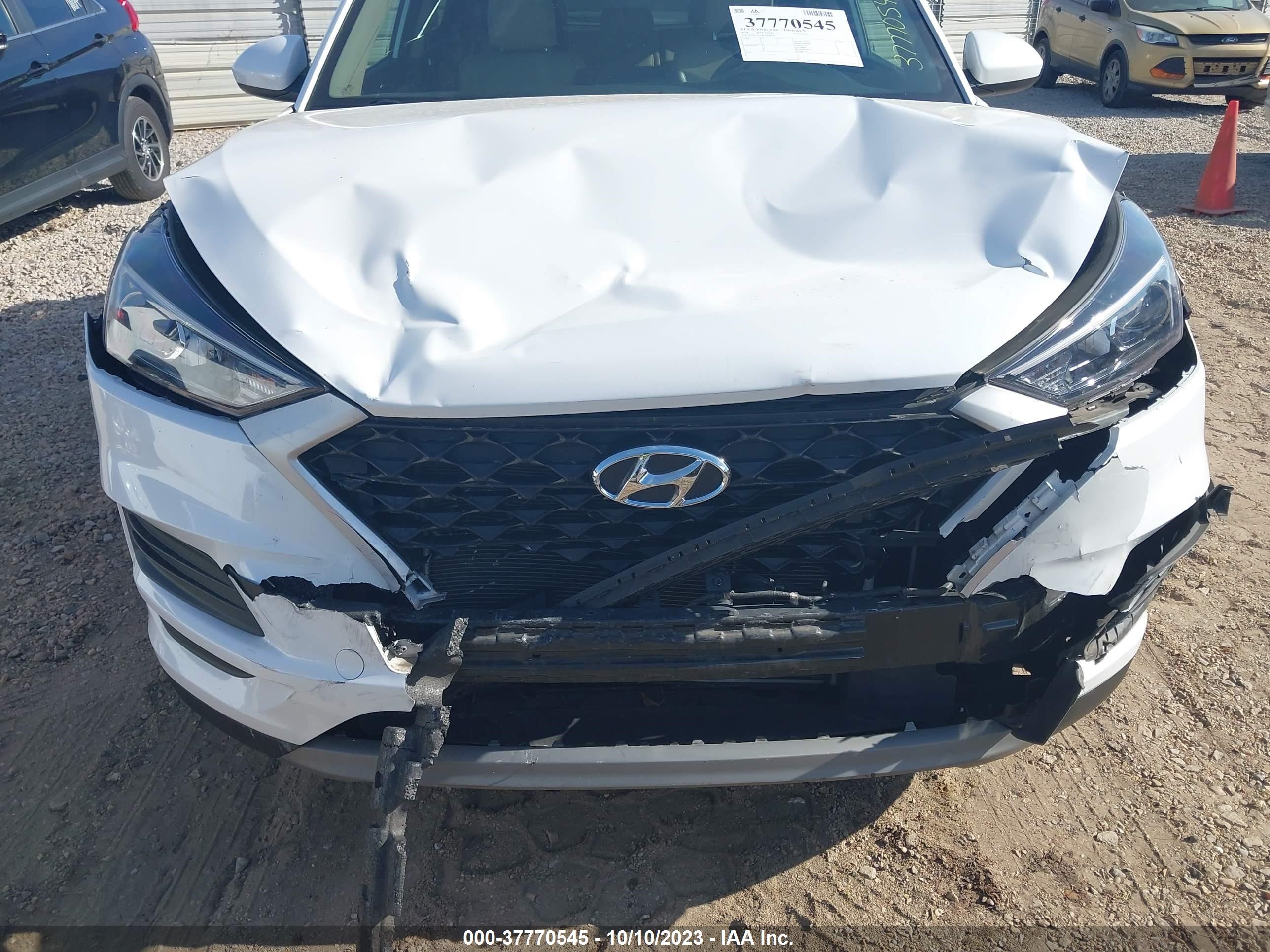 Photo 5 VIN: KM8J33AL4KU898079 - HYUNDAI TUCSON 