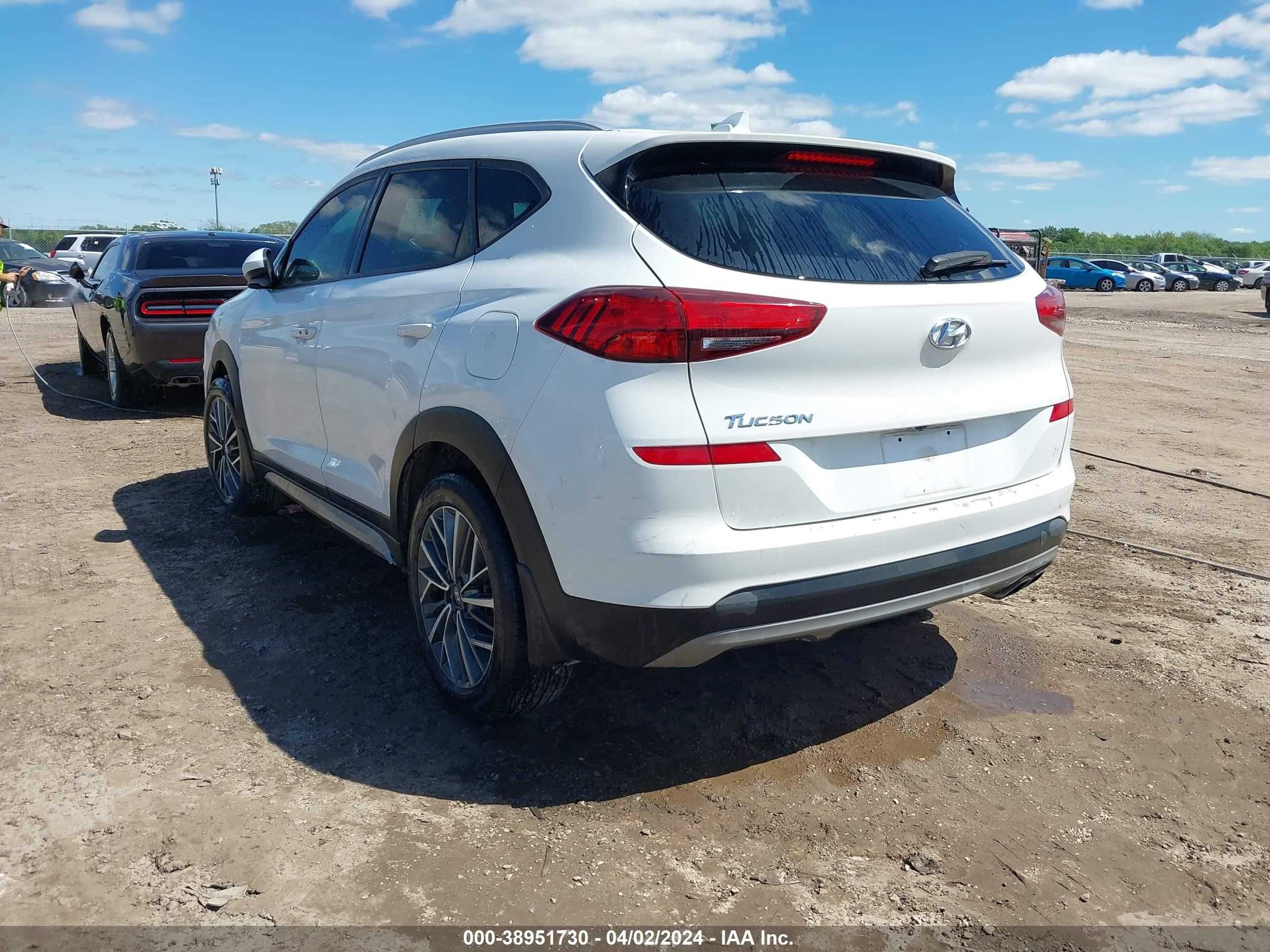 Photo 2 VIN: KM8J33AL4MU296981 - HYUNDAI TUCSON 