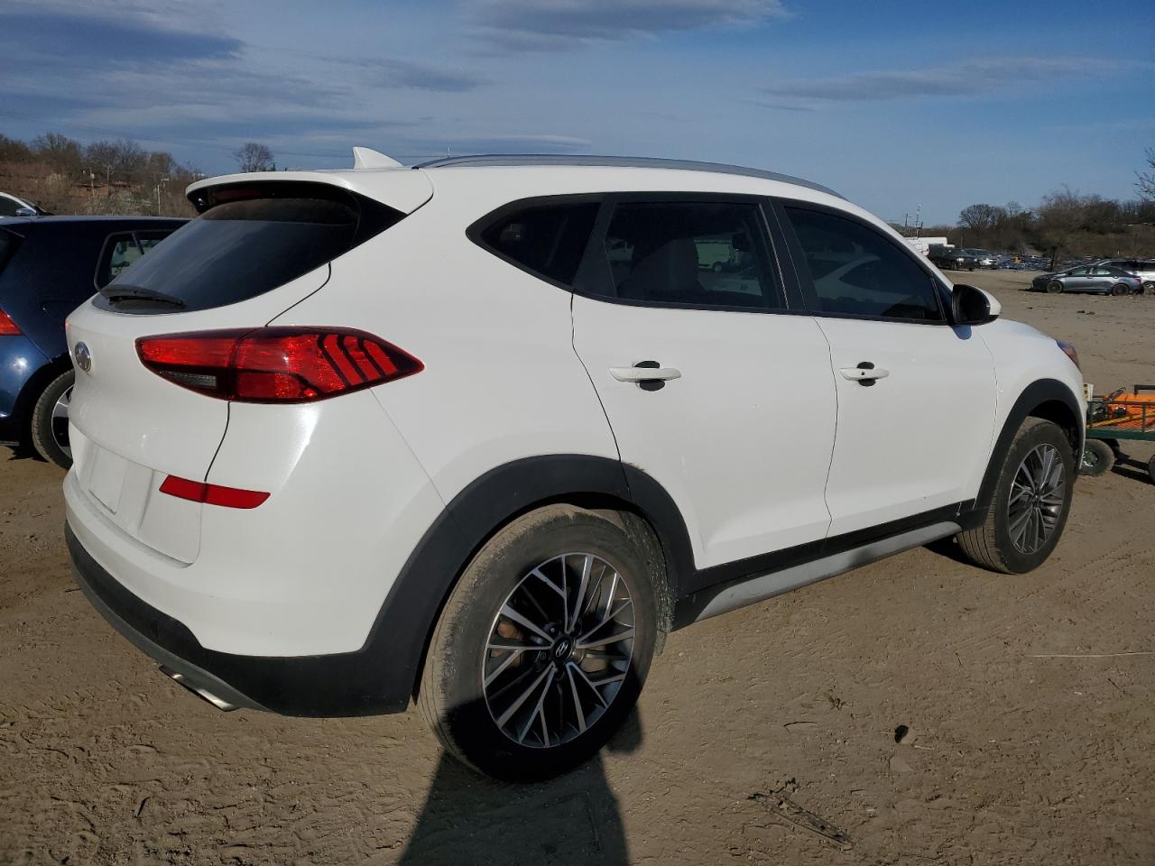 Photo 2 VIN: KM8J33AL5LU105650 - HYUNDAI TUCSON 