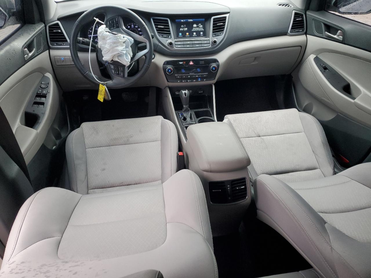 Photo 7 VIN: KM8J33AL6JU824919 - HYUNDAI TUCSON 