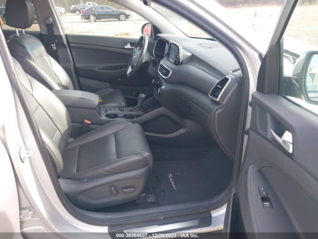 Photo 4 VIN: KM8J33AL6KU989516 - HYUNDAI TUCSON 