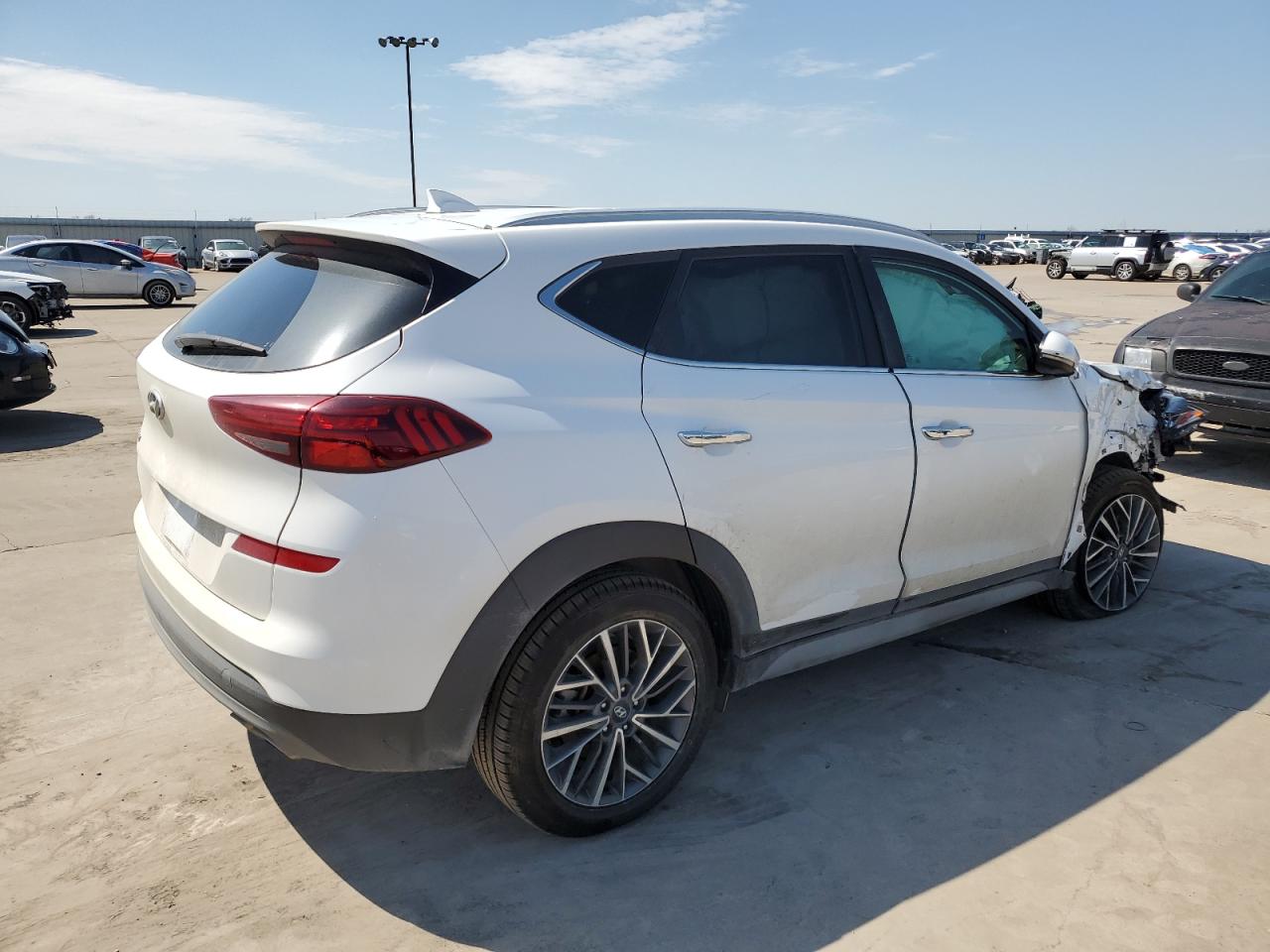 Photo 2 VIN: KM8J33AL6MU371504 - HYUNDAI TUCSON 