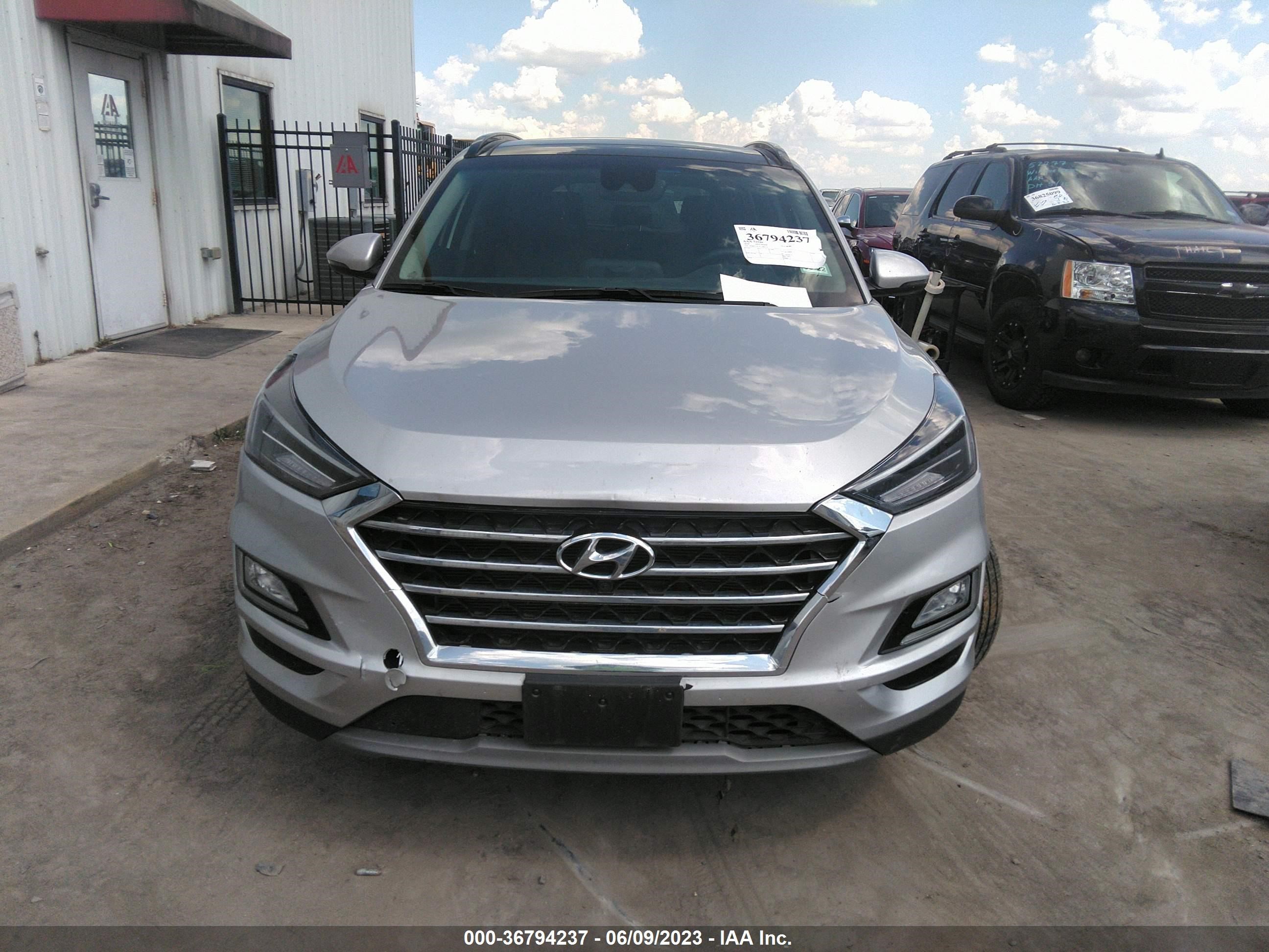 Photo 12 VIN: KM8J33AL7LU280174 - HYUNDAI TUCSON 