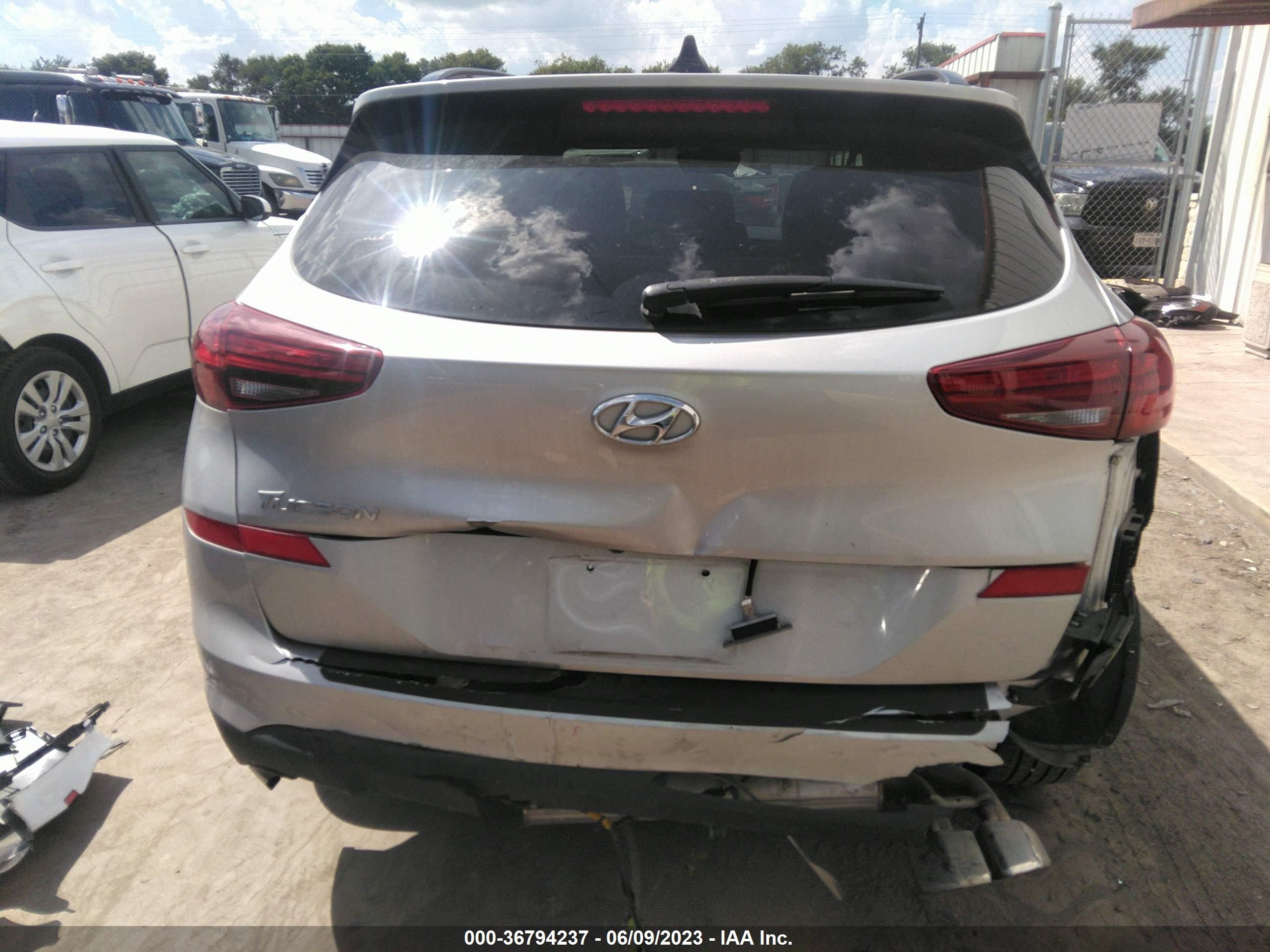 Photo 16 VIN: KM8J33AL7LU280174 - HYUNDAI TUCSON 