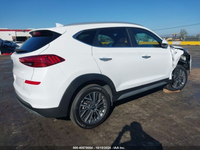 Photo 3 VIN: KM8J33AL7MU322411 - HYUNDAI TUCSON 