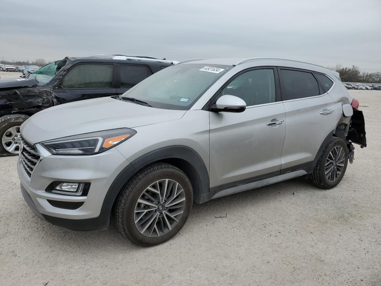 Photo 0 VIN: KM8J33AL7MU323400 - HYUNDAI TUCSON 