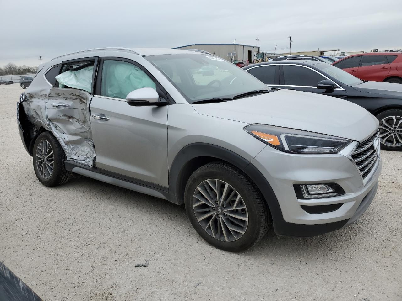 Photo 3 VIN: KM8J33AL7MU323400 - HYUNDAI TUCSON 