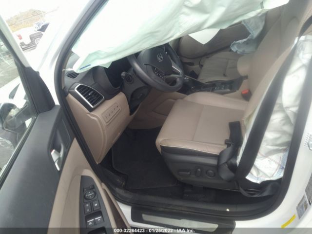 Photo 4 VIN: KM8J33AL8KU895489 - HYUNDAI TUCSON 