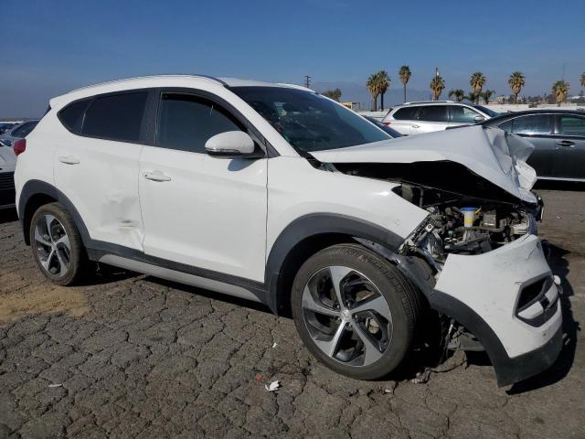 Photo 3 VIN: KM8J33AL9JU817768 - HYUNDAI TUCSON 