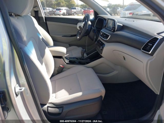 Photo 4 VIN: KM8J33ALXKU888818 - HYUNDAI TUCSON 