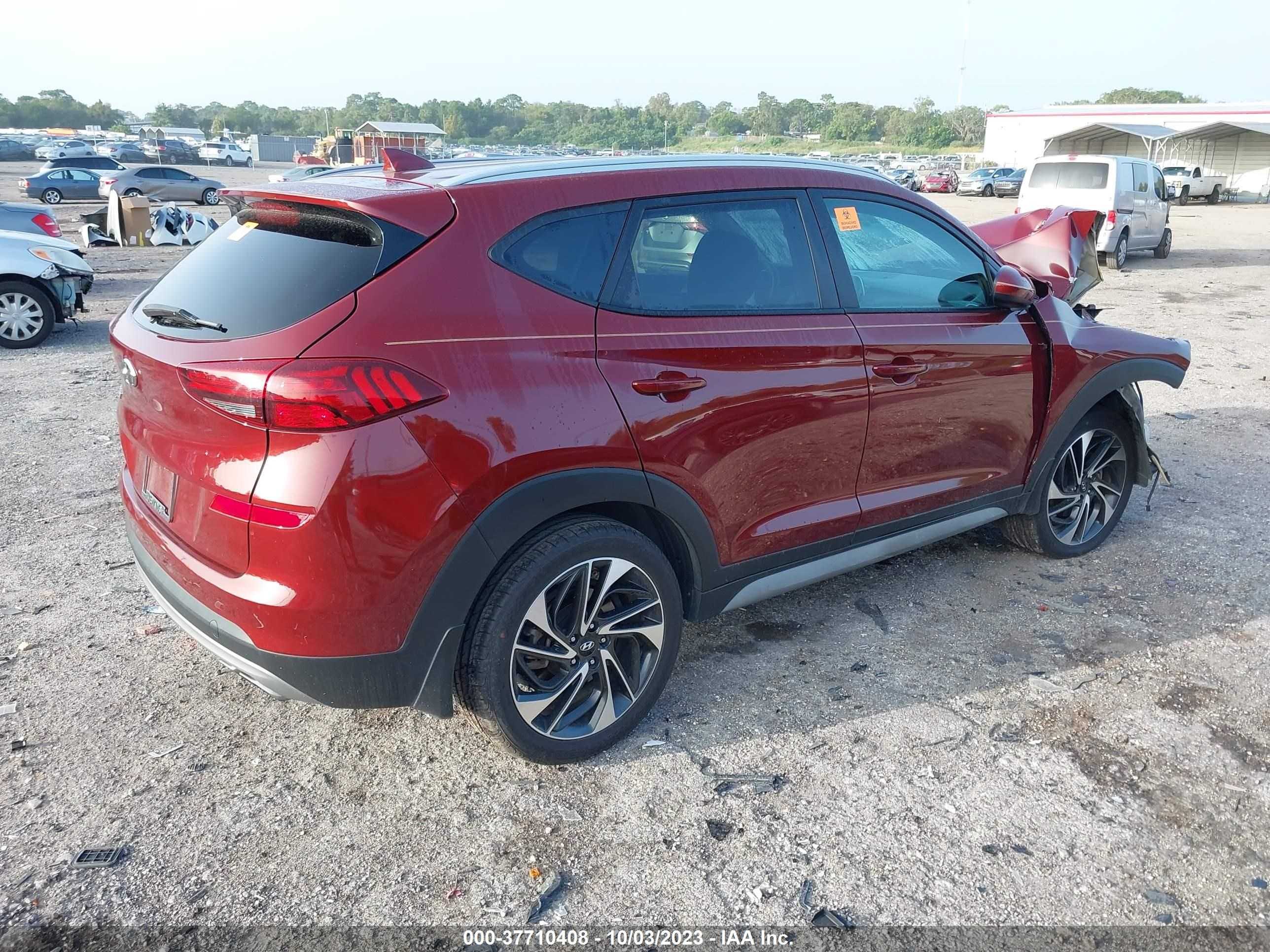 Photo 3 VIN: KM8J33ALXKU890990 - HYUNDAI TUCSON 