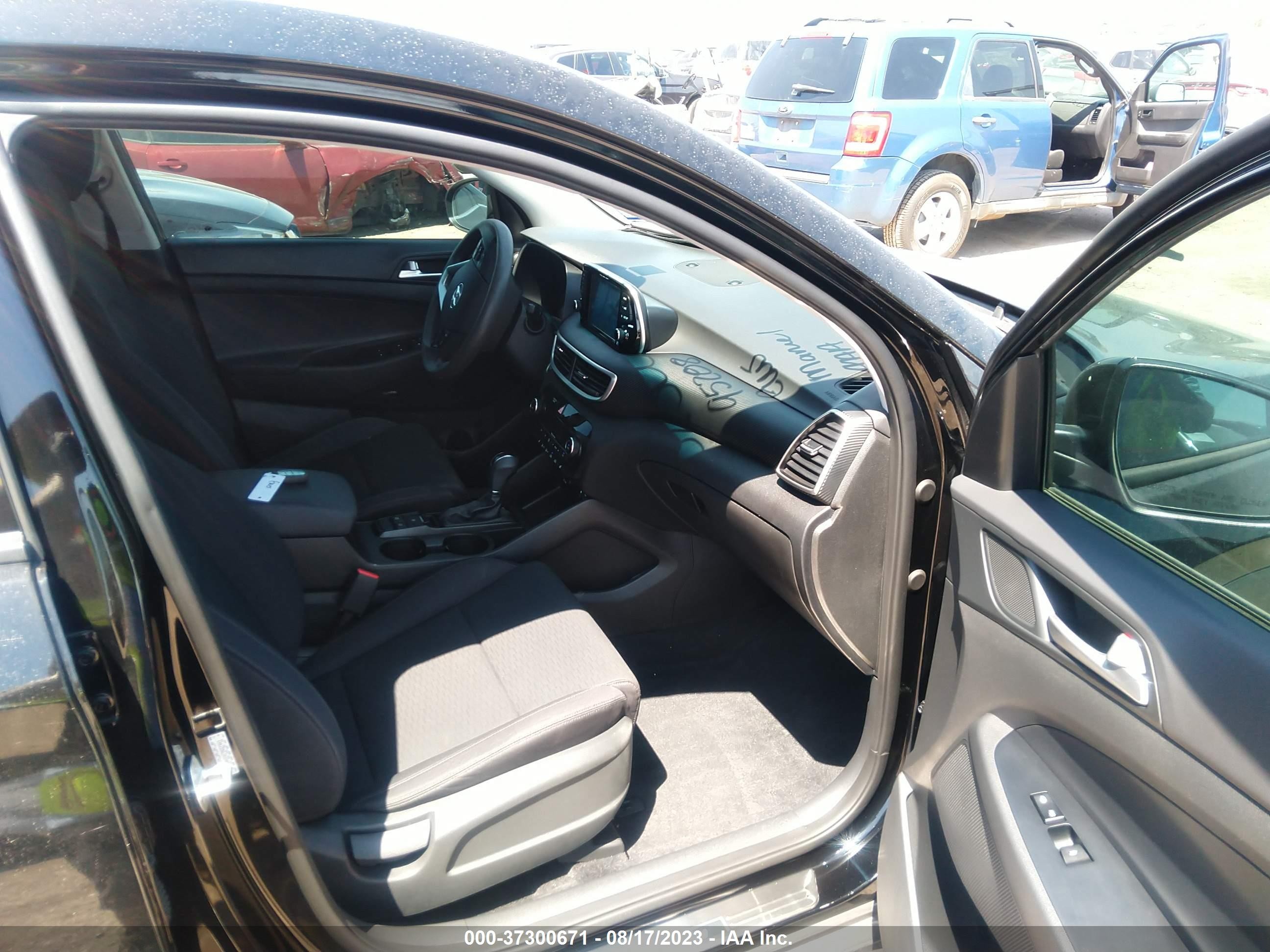 Photo 4 VIN: KM8J33ALXKU909473 - HYUNDAI TUCSON 