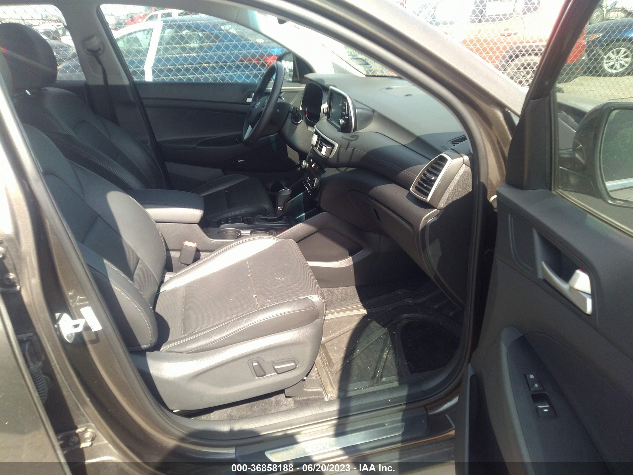 Photo 4 VIN: KM8J33ALXLU113968 - HYUNDAI TUCSON 