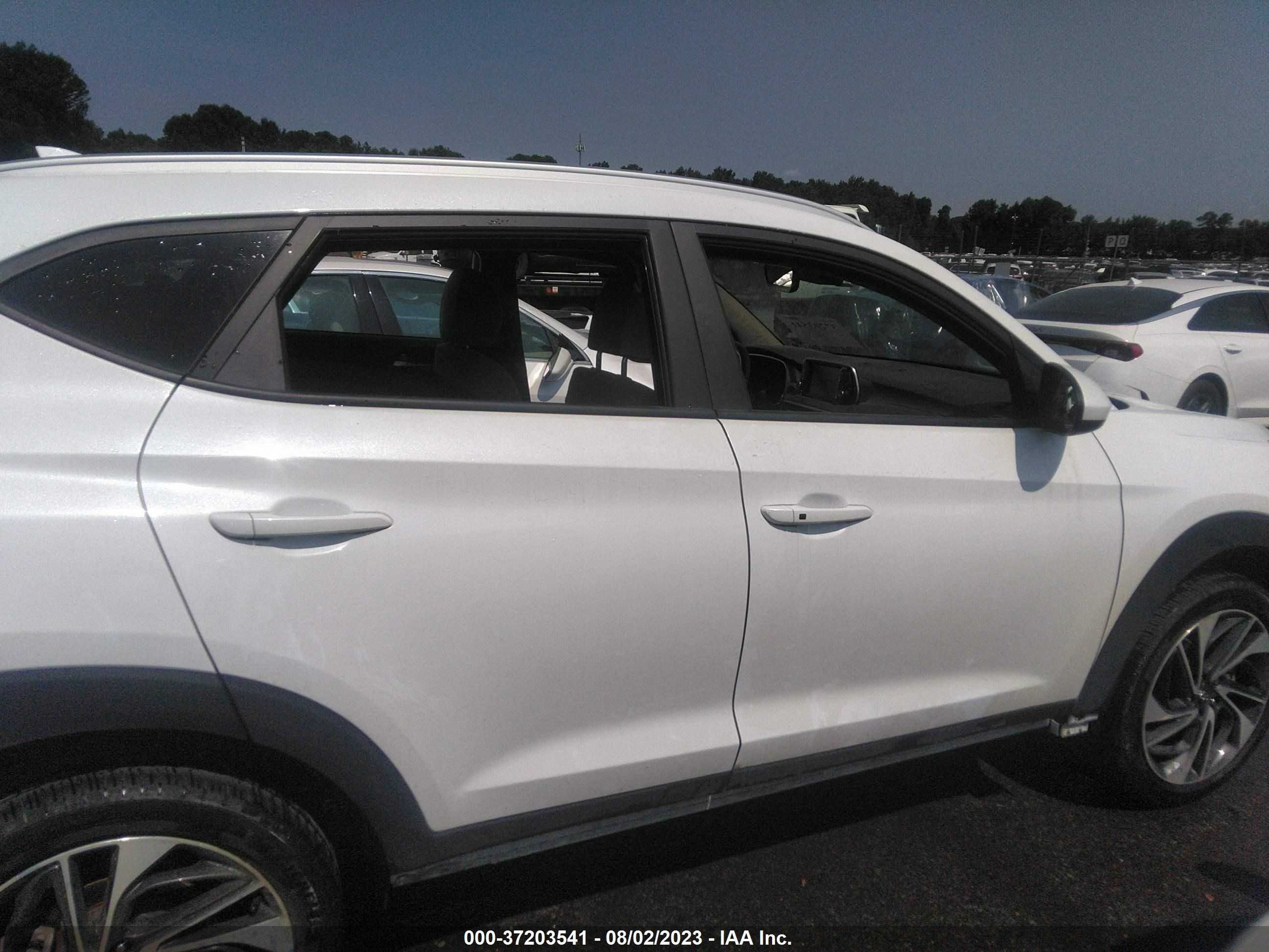 Photo 13 VIN: KM8J33ALXMU398365 - HYUNDAI TUCSON 