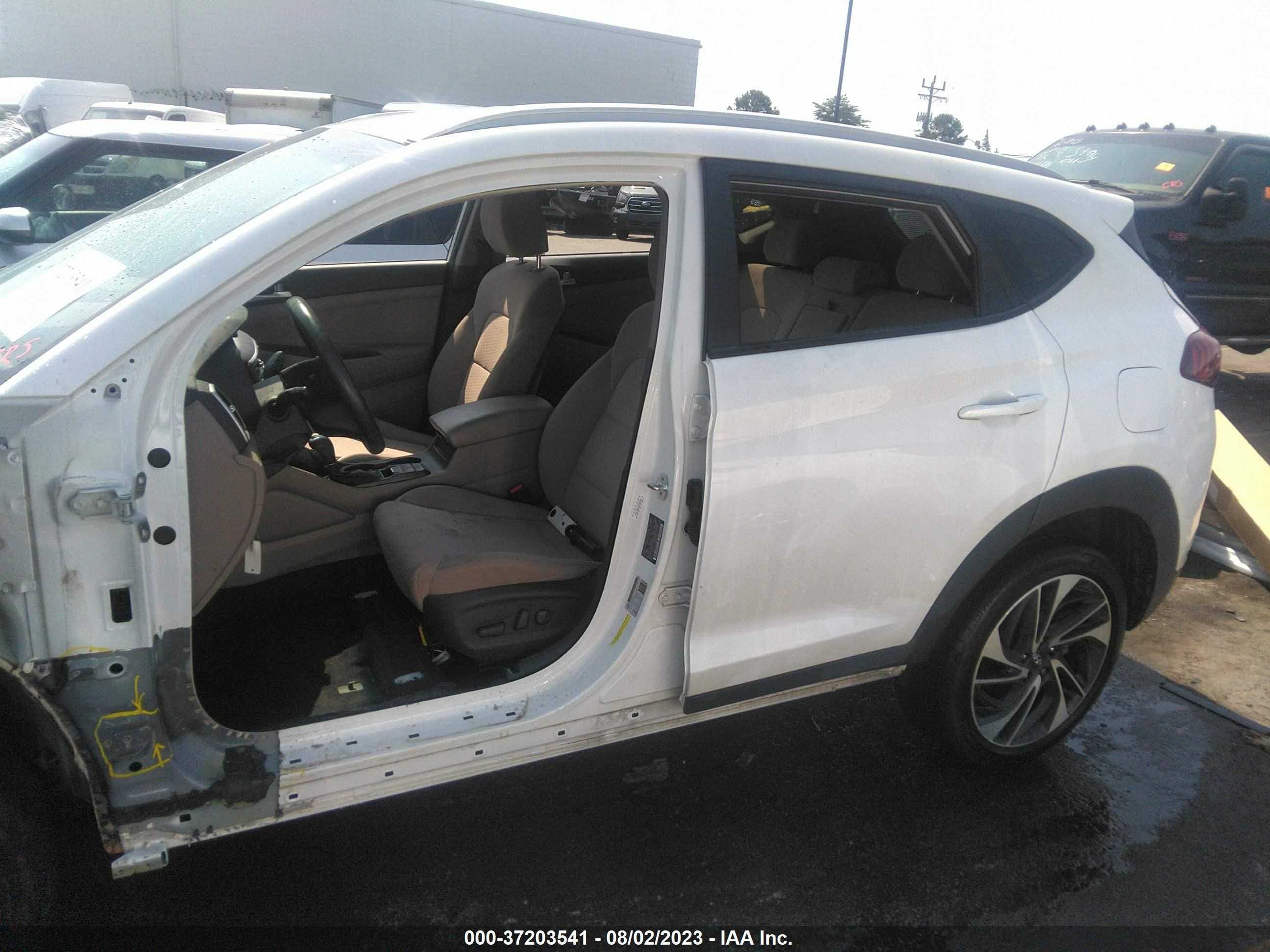 Photo 14 VIN: KM8J33ALXMU398365 - HYUNDAI TUCSON 