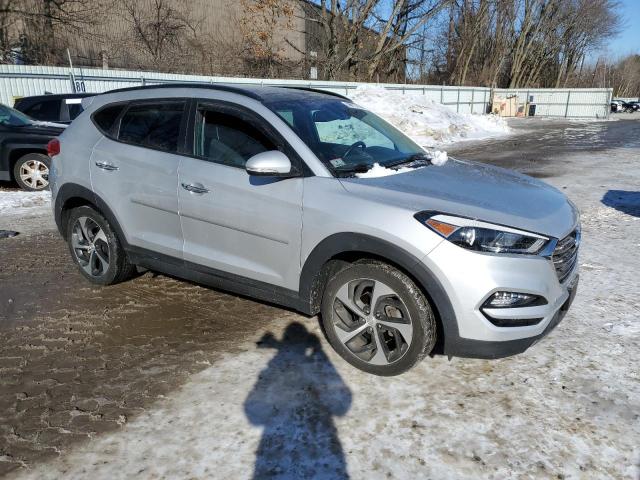 Photo 3 VIN: KM8J3CA20GU133255 - HYUNDAI TUCSON 