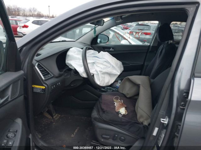 Photo 4 VIN: KM8J3CA20HU426736 - HYUNDAI TUCSON 