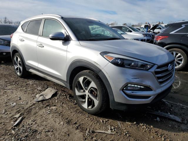 Photo 3 VIN: KM8J3CA20HU587054 - HYUNDAI TUCSON LIM 